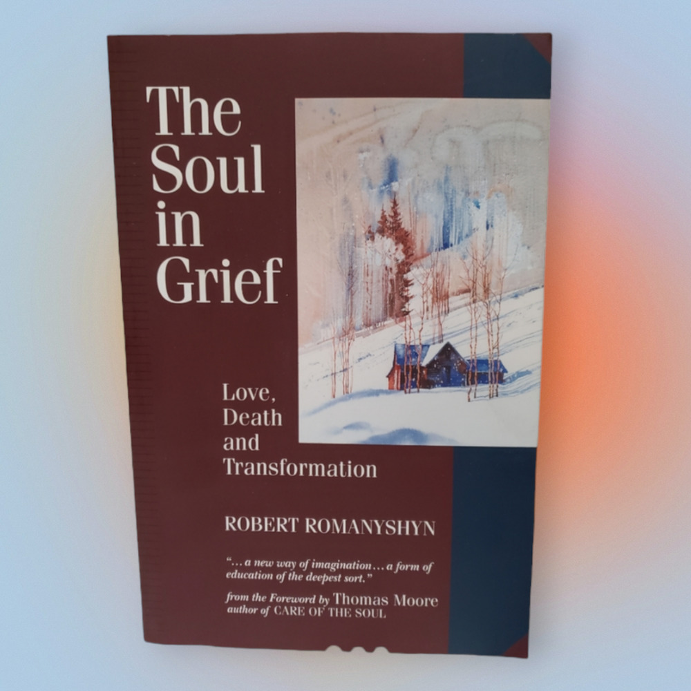 **Sold** 3/$12 The Soul In Grief Robert Romanyshyn Paperback Book - Picture 1 of 7